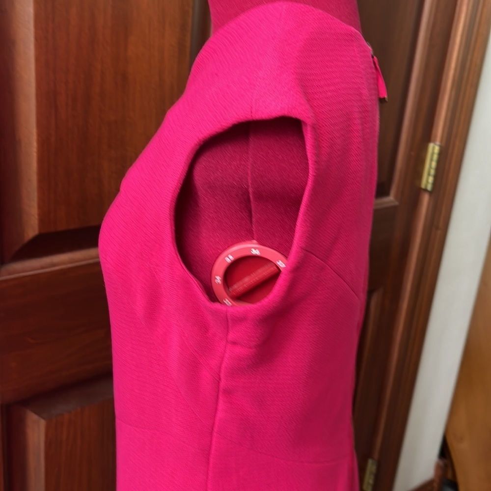 Jones New York    Bright pink straight line dress    Full back zipper    Size 6 - Picture 7 of 13